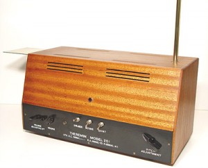 moog_theremin201_400
